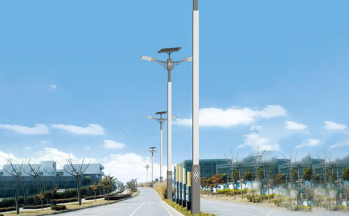 科学维护让太阳能额敏LED路灯使用寿命突破15年